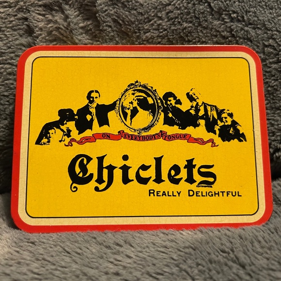 Vintage Chiclets Gum Advertising Tin Featuring Iconic Slogan Really Delightful - Picture 1 of 7